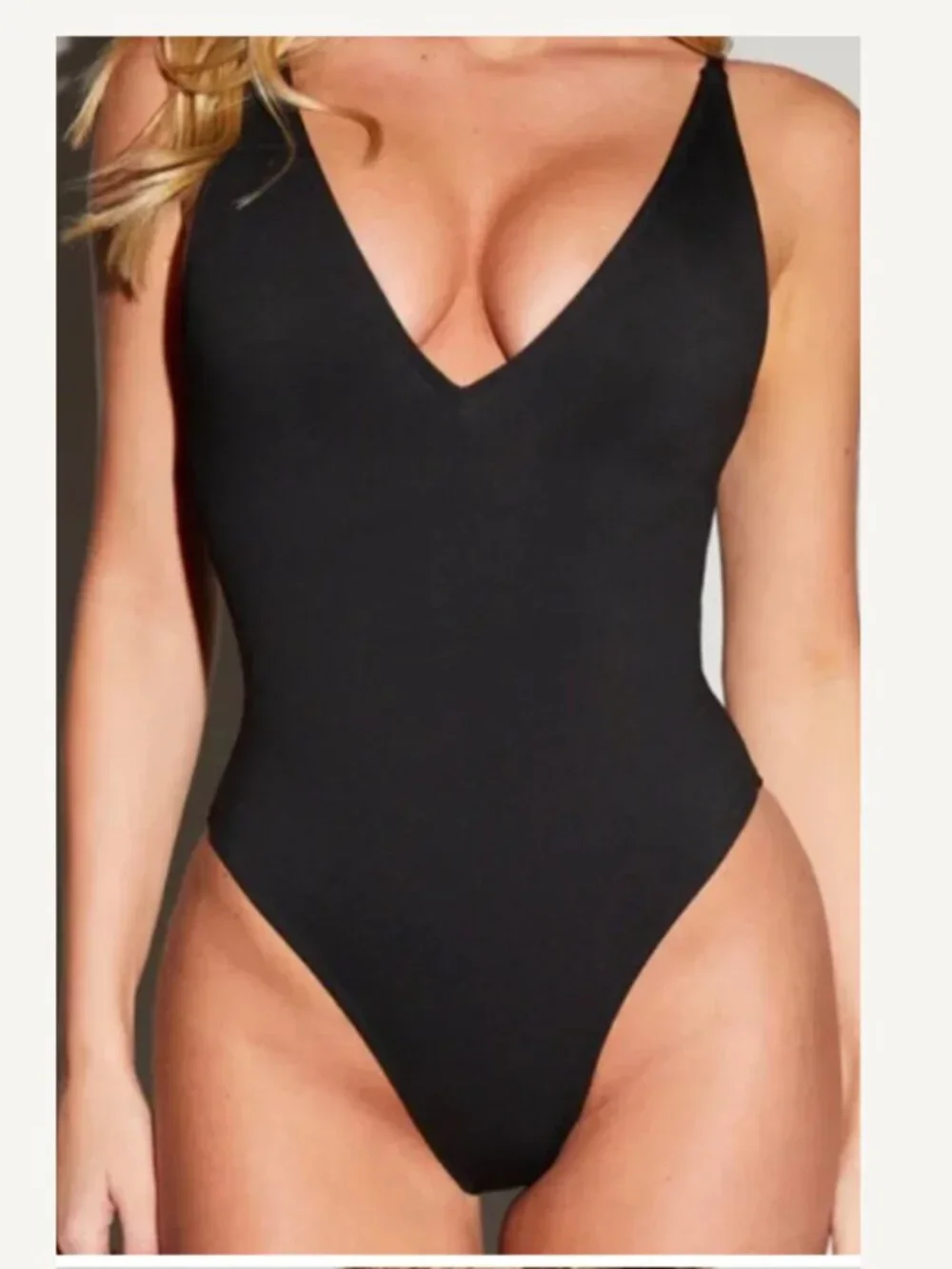 NWT TA3 Shaping Swimwear Hi Cut Plungey in Black Size XS Reg/Long